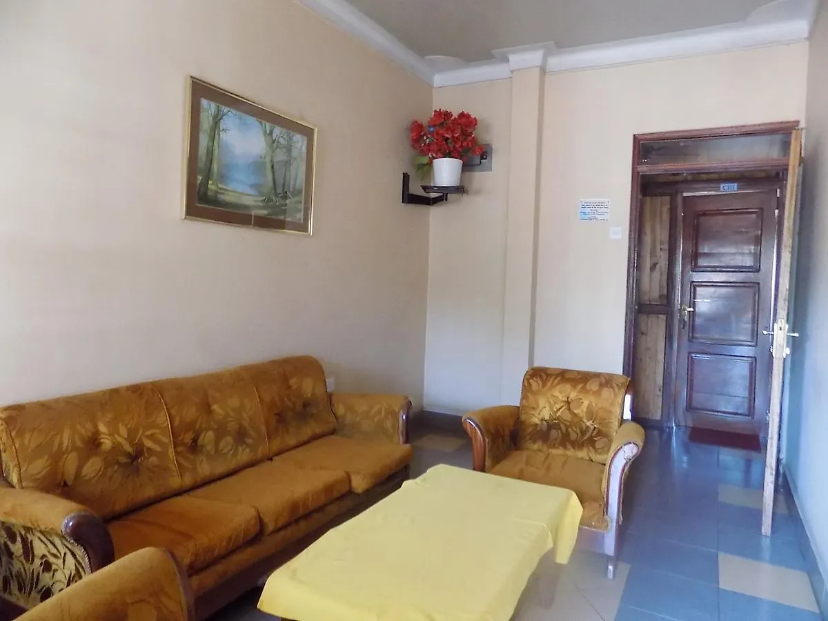 Rosama Guest House Najjanankumbi カンパラ