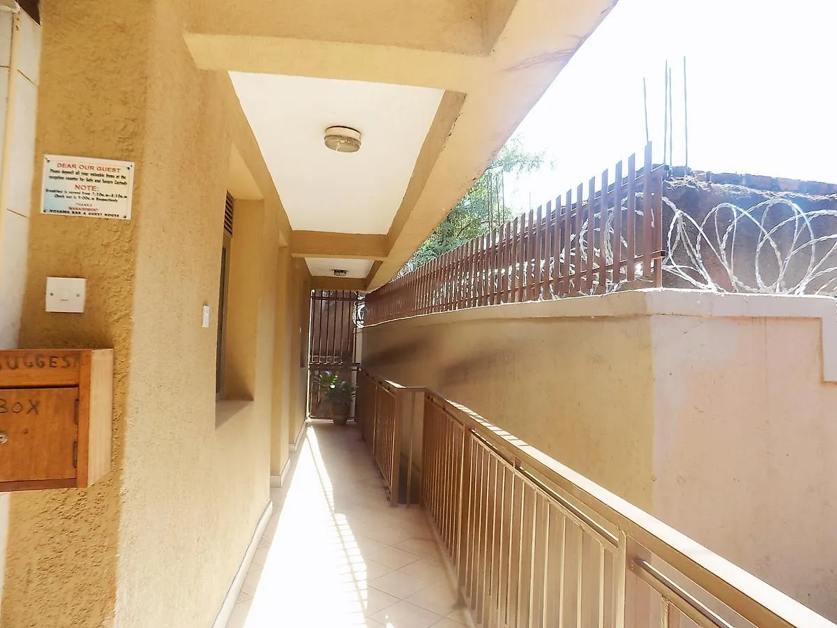 Rosama Guest House Najjanankumbi カンパラ